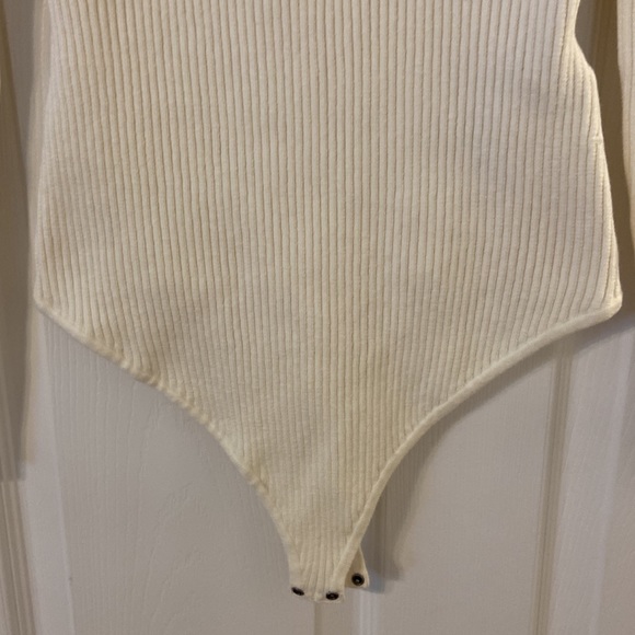 Abercrombie & Fitch Body Suit size L brand new with tag long sleeve & beautiful - Picture 6 of 12